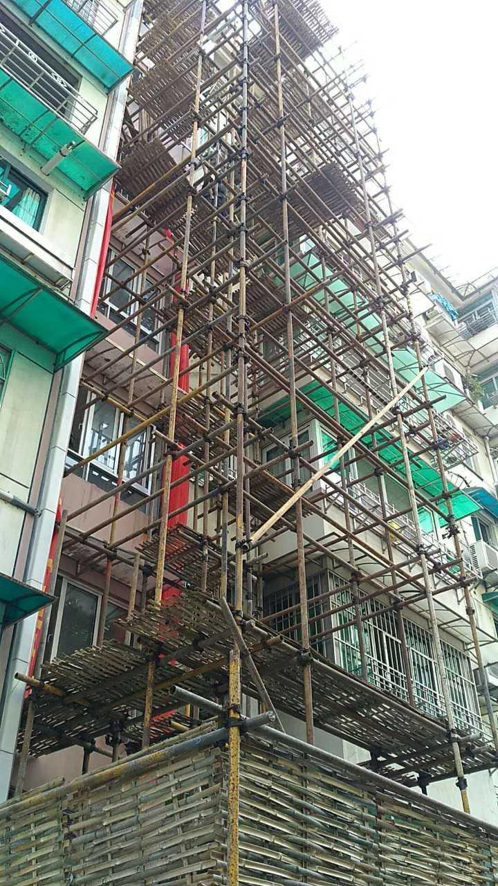 杭州第一部老小区加装电梯即将完工 10天后就